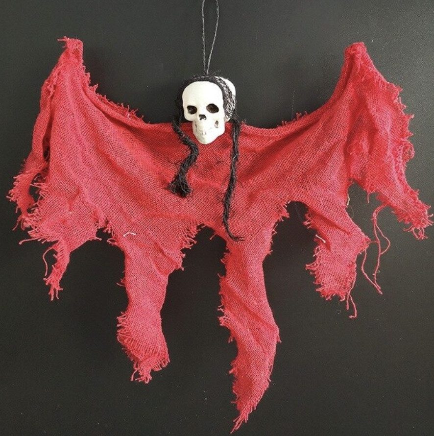 All products - hanging skulls 5